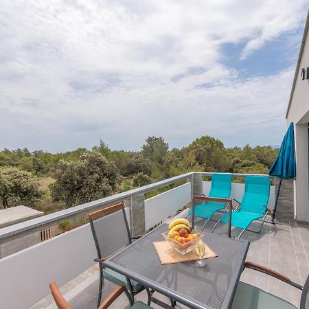 ויר Windrose Apartments מראה חיצוני תמונה