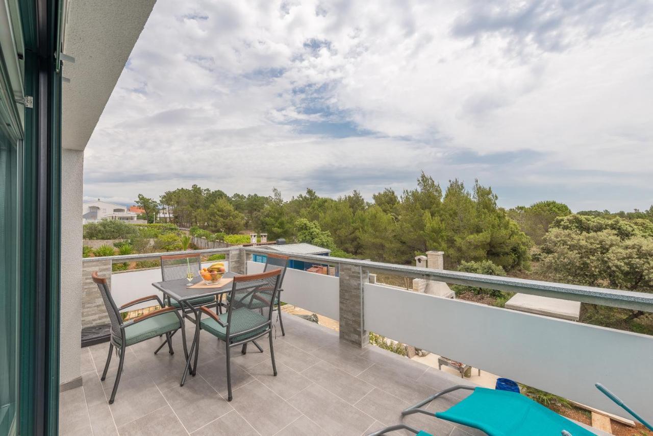 ויר Windrose Apartments מראה חיצוני תמונה