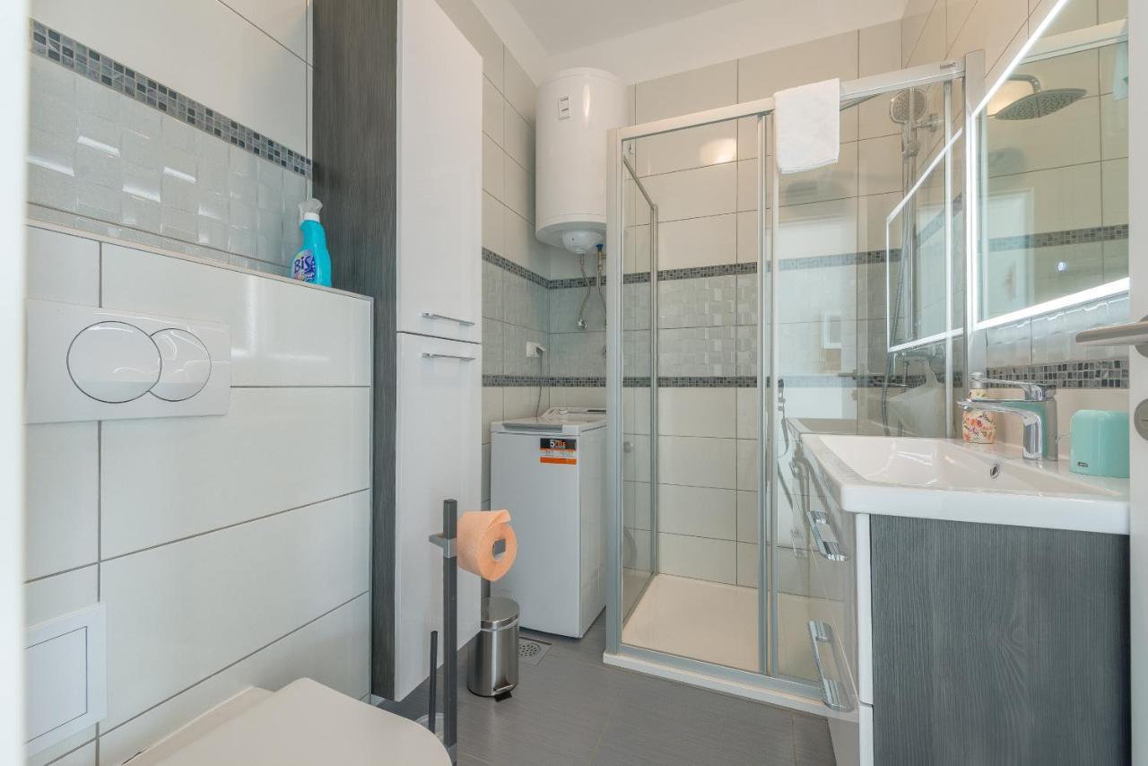 ויר Windrose Apartments מראה חיצוני תמונה