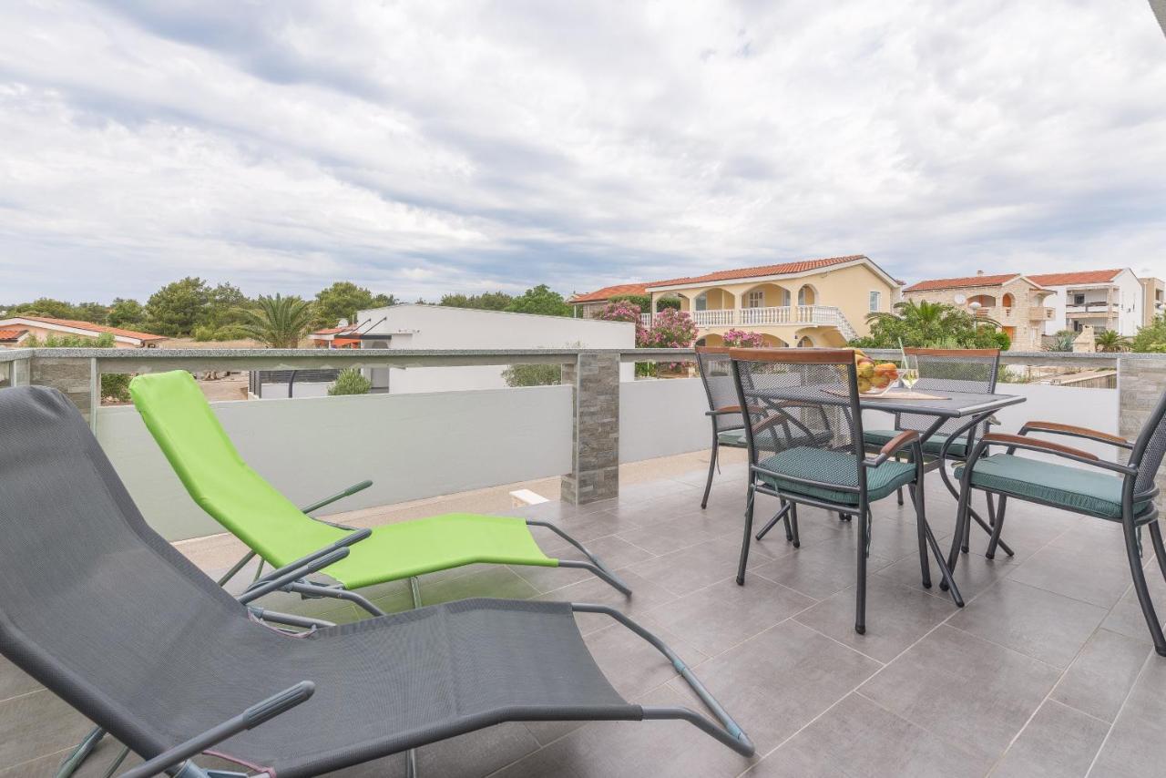 ויר Windrose Apartments מראה חיצוני תמונה