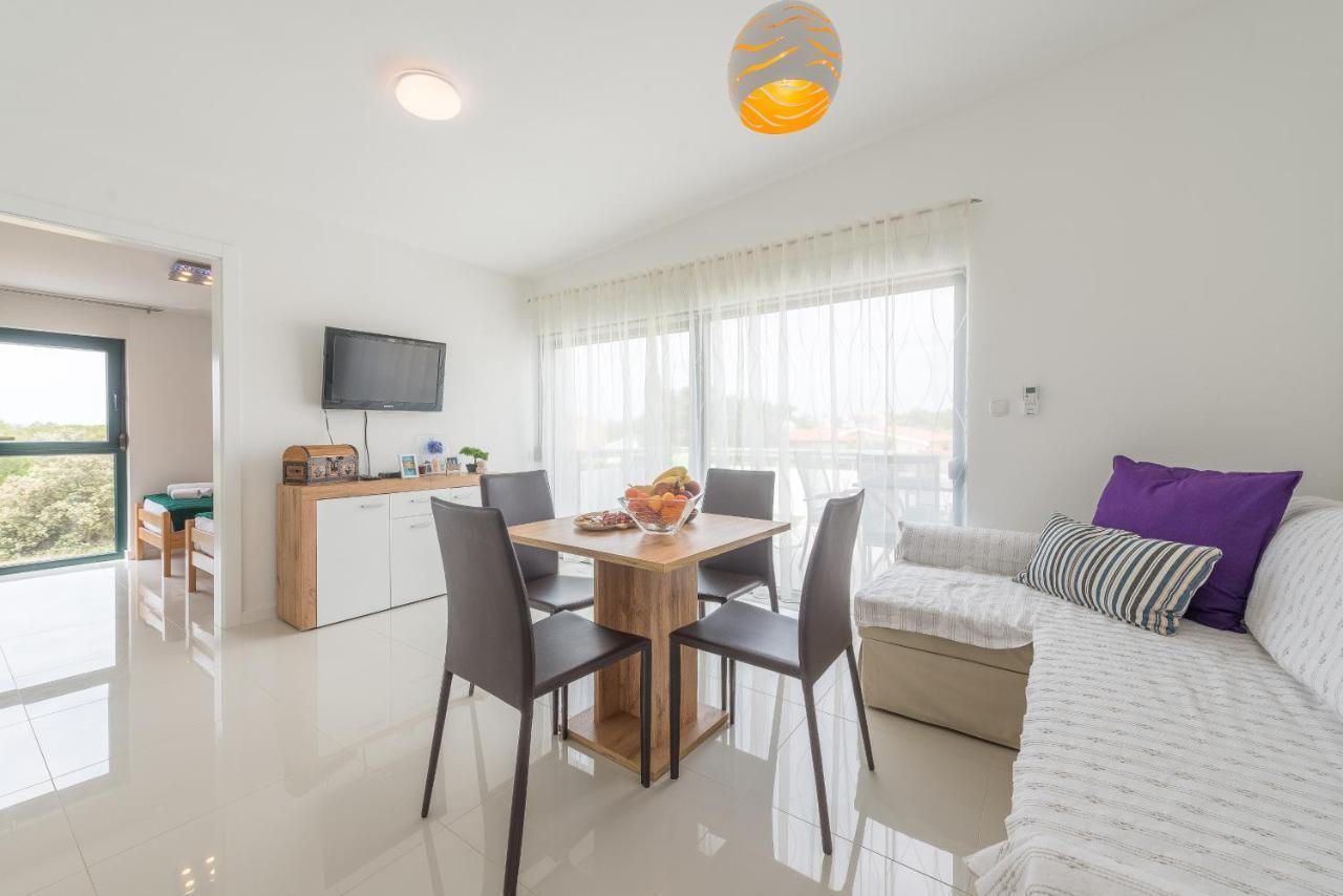 ויר Windrose Apartments מראה חיצוני תמונה