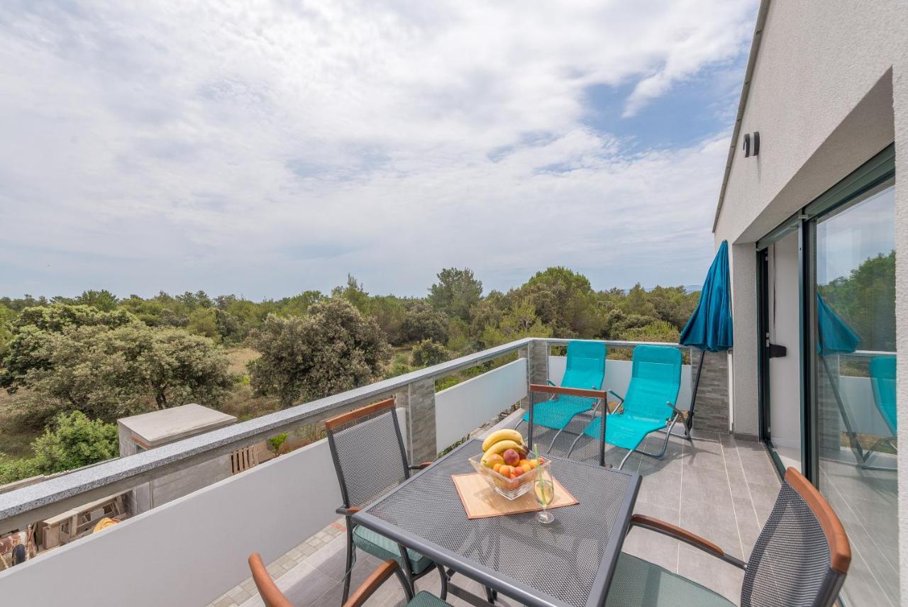 ויר Windrose Apartments מראה חיצוני תמונה